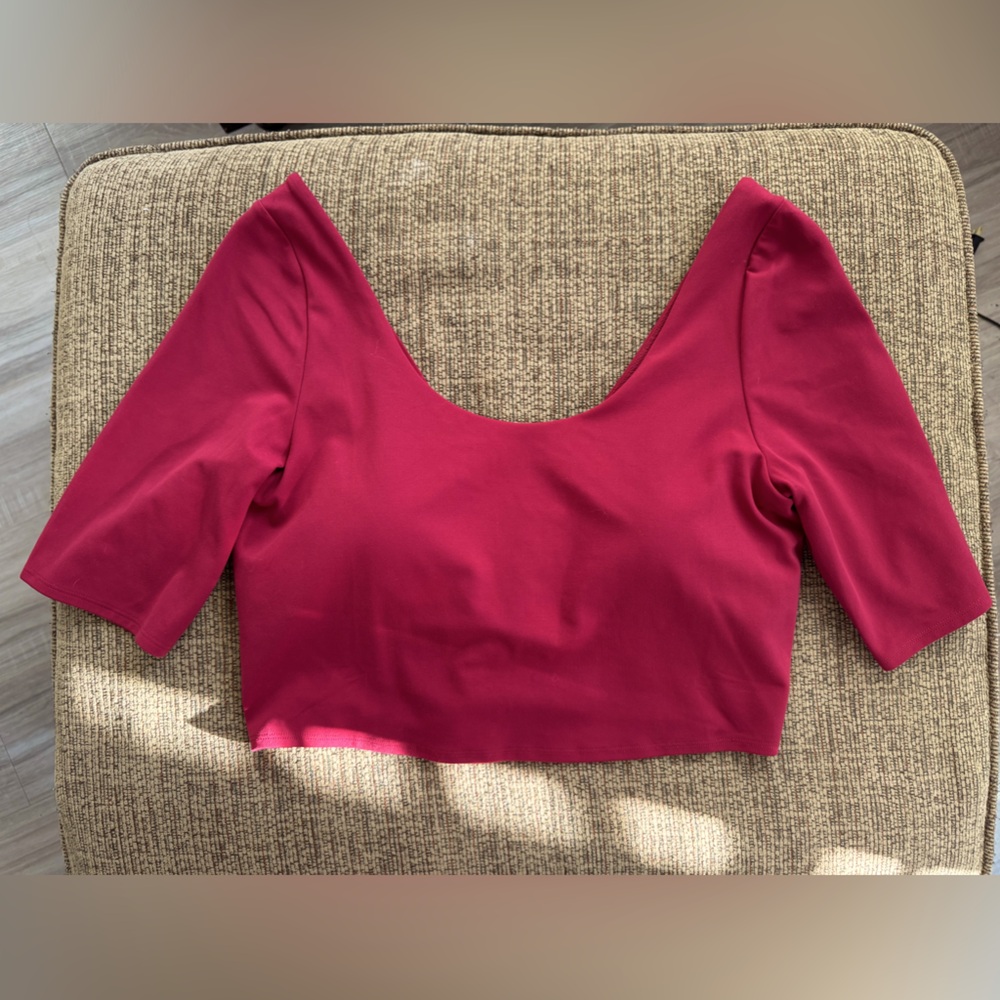 Athleta XL Exhilarate Built In Bra Crop Top A-C NWOT ballet barre Pilates